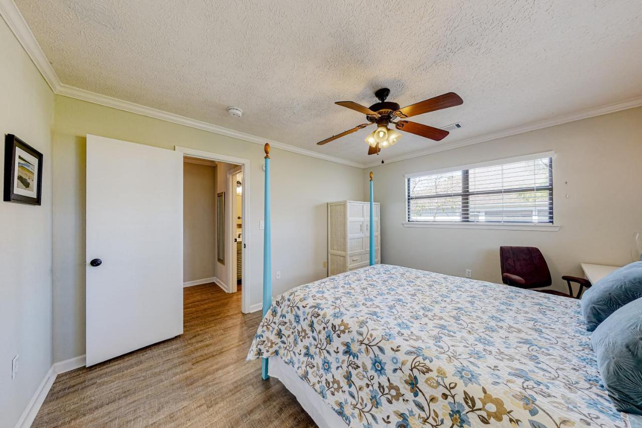 Pelican Kiss Beach Cottage Cape San Blas Екстериор снимка